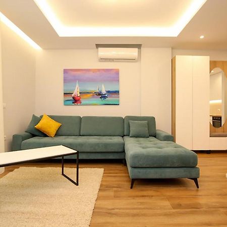 T2 City Apartments Vlorë Extérieur photo