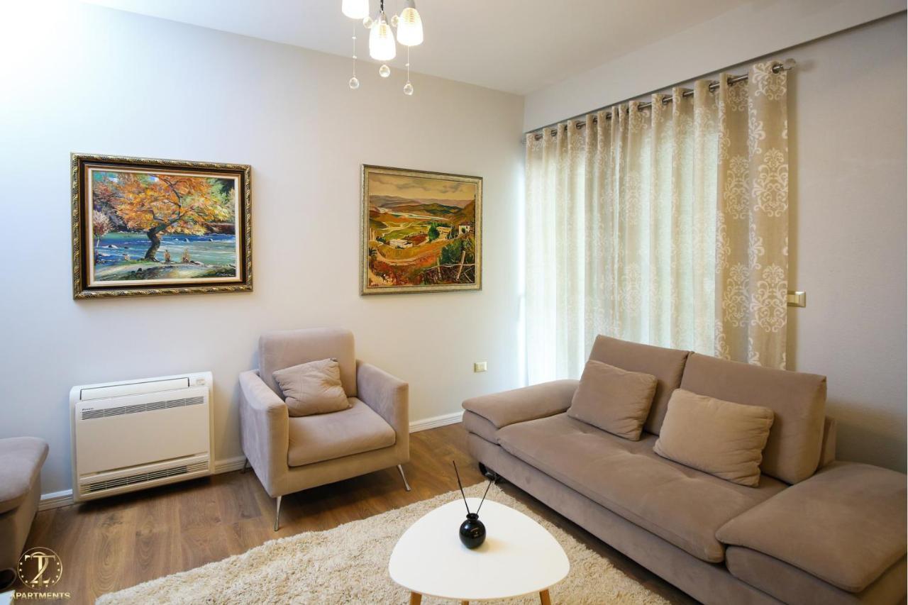 T2 City Apartments Vlorë Extérieur photo