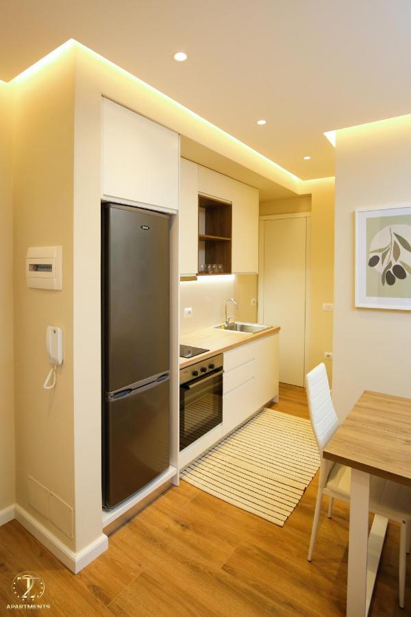 T2 City Apartments Vlorë Extérieur photo